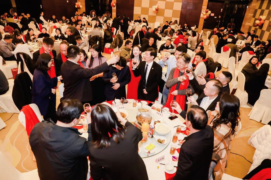 才智新闻|“聚力前行 携手共进”2025人力资源服务行业迎新年会圆满举办